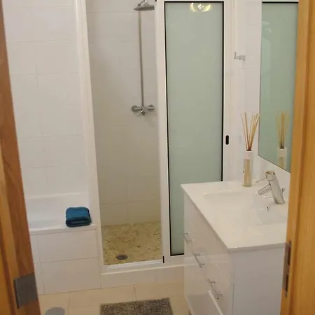 Guestready - Rosa - Renovated Seaviews House פונשל