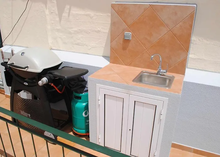 Guestready - Rosa - Renovated Seaviews House *